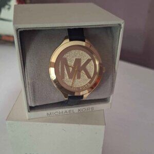 Michael kors black watch